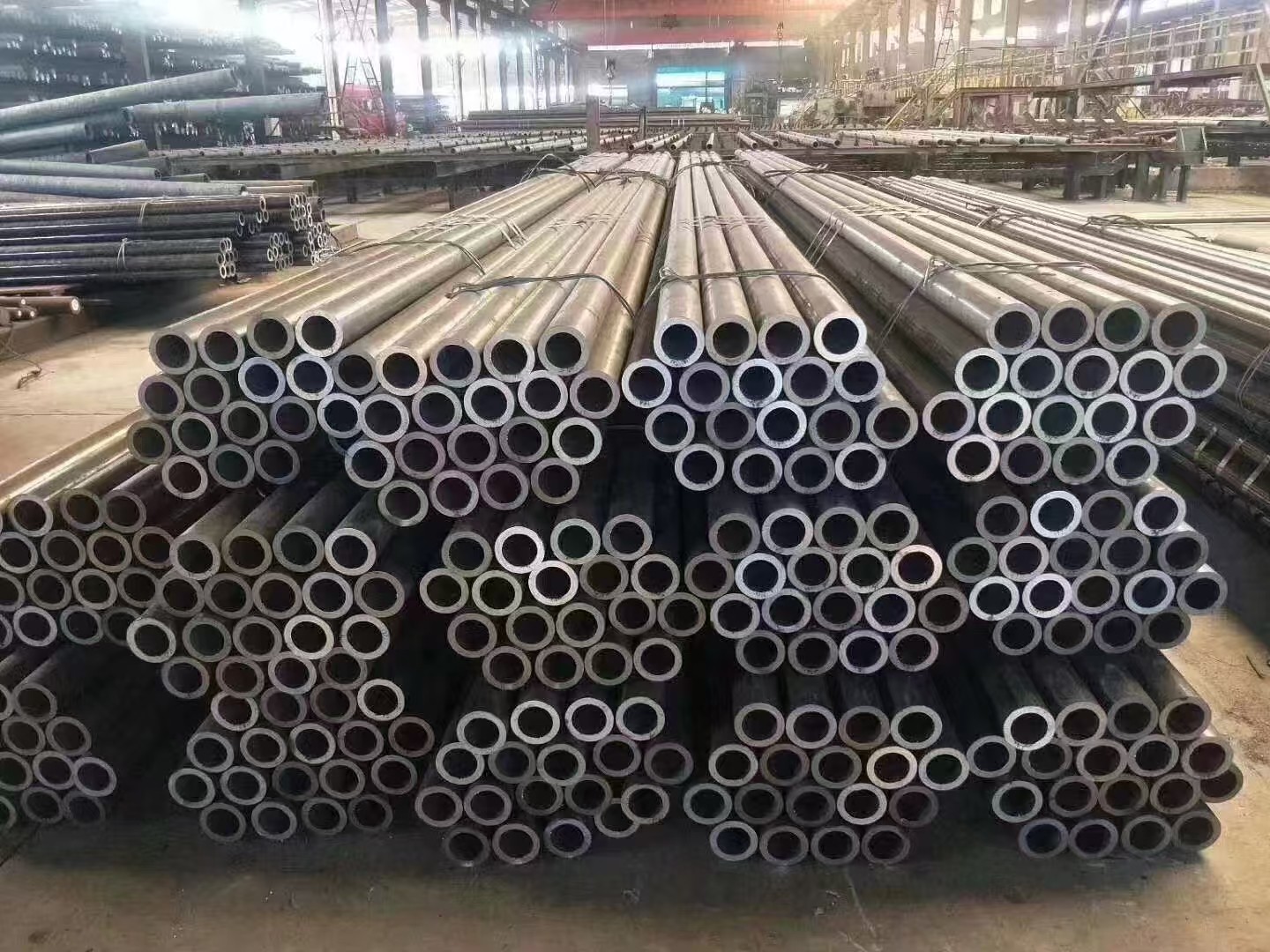 运城市不锈钢方矩管薄壁无缝钢管 - 价格